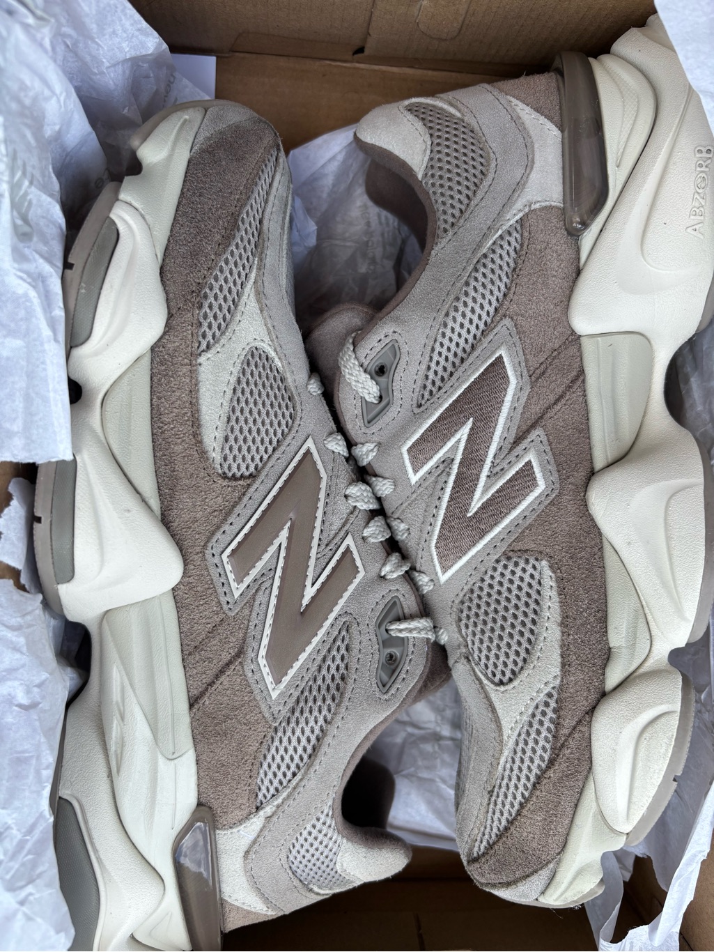New Balance 9060 Very Clean Size 105 New Balance 9060 Very Clean Size 105